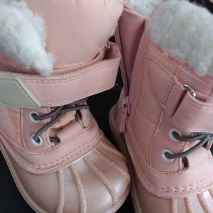 Cat & Jack Toddler Girls' Journey Pink Faux Fur Thermolite Winter Snow Boots 5